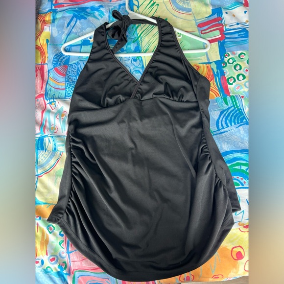 Halter top - Picture 1 of 4